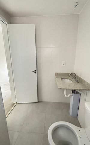 Apartamento à venda com 63m², 2 quartos e 1 vaga Apartamento à venda com 63m², 2 quartos e 1 vagaBanheiro da Suíte