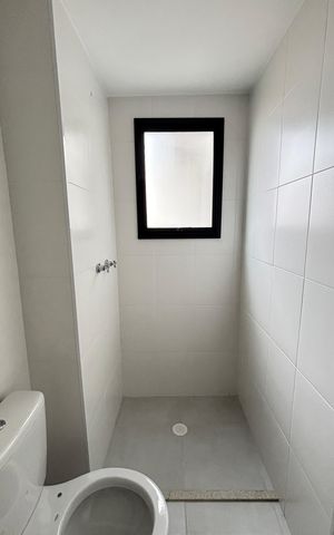 Apartamento à venda com 63m², 2 quartos e 1 vaga Apartamento à venda com 63m², 2 quartos e 1 vagaBanheiro da Suíte