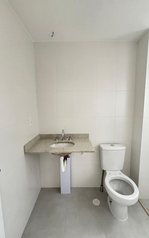 Apartamento à venda com 63m², 2 quartos e 1 vaga Apartamento à venda com 63m², 2 quartos e 1 vagaBanheiro da Suíte