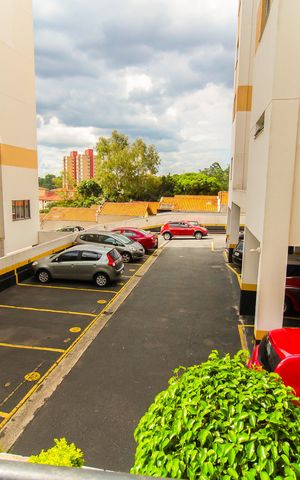 Apartamento à venda com 54m², 3 quartos e 1 vaga Apartamento à venda com 54m², 3 quartos e 1 vagaÁrea comum - Estacionamento