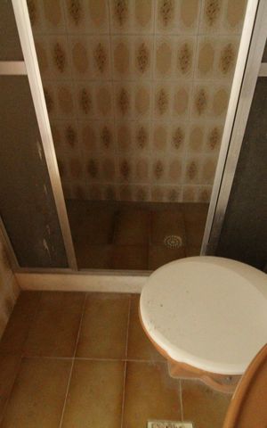 Casa de condomínio à venda com 249m², 3 quartos e 3 vagasBanheiro 2