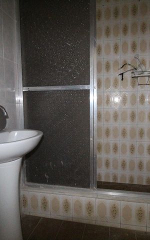 Casa de condomínio à venda com 249m², 3 quartos e 3 vagasBanheiro da suíte 1