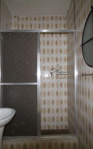 Casa de condomínio à venda com 249m², 3 quartos e 3 vagasBanheiro da suíte 1