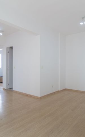 Apartamento à venda com 63m², 2 quartos e 1 vaga Apartamento à venda com 63m², 2 quartos e 1 vagaSala