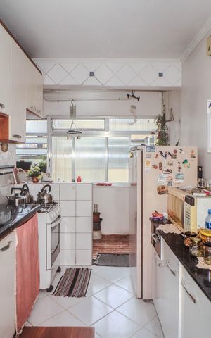 Apartamento à venda com 133m², 3 quartos e 1 vaga Apartamento à venda com 133m², 3 quartos e 1 vagaCozinha e Área de Serviço