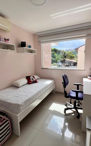 Casa de condomínio à venda com 173m², 5 quartos e 2 vagas Casa de condomínio à venda com 173m², 5 quartos e 2 vagasQuarto 4