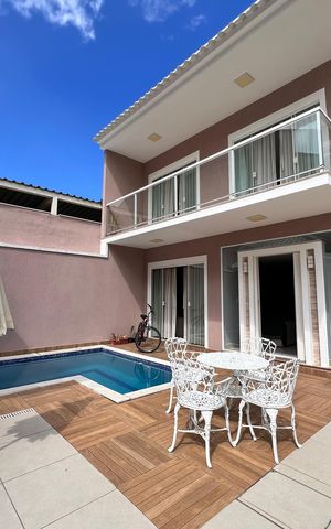 Casa de condomínio à venda com 173m², 5 quartos e 2 vagas Casa de condomínio à venda com 173m², 5 quartos e 2 vagasQuintal / Garagem / Área Gourmet / Piscina