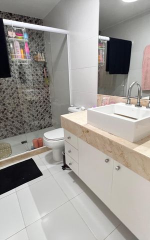 Casa de condomínio à venda com 173m², 5 quartos e 2 vagas Casa de condomínio à venda com 173m², 5 quartos e 2 vagasBanheiro Suíte 6