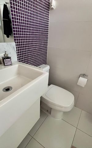 Casa de condomínio à venda com 173m², 5 quartos e 2 vagas Casa de condomínio à venda com 173m², 5 quartos e 2 vagasBanheiro Suíte 3