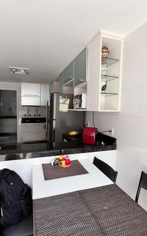 Casa de condomínio à venda com 173m², 5 quartos e 2 vagas Casa de condomínio à venda com 173m², 5 quartos e 2 vagasCozinha