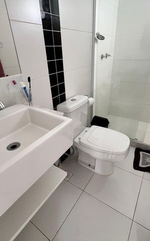 Casa de condomínio à venda com 173m², 5 quartos e 2 vagas Casa de condomínio à venda com 173m², 5 quartos e 2 vagasBanheiro Suíte 01