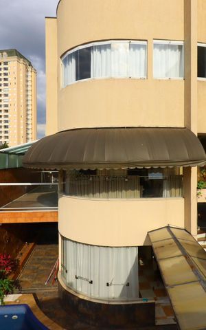 Casa à venda com 500m², 4 quartos e 4 vagasTerraço