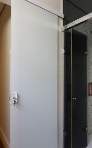 Casa à venda com 500m², 4 quartos e 4 vagasBanheiro da Suíte 2