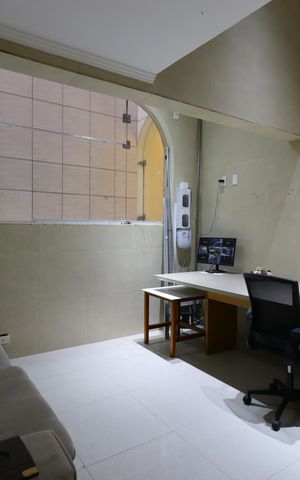 Casa à venda com 500m², 4 quartos e 4 vagasEscritório