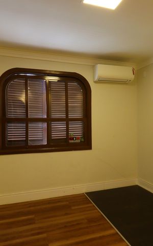 Casa à venda com 500m², 4 quartos e 4 vagasSuíte 3