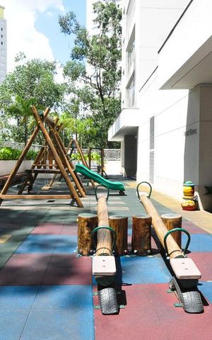 Apartamento à venda com 79m², 2 quartos e 2 vagasÁrea comum - Playground
