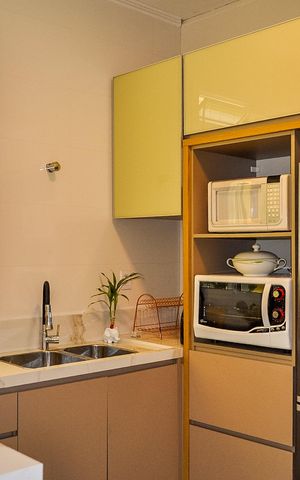 Casa à venda com 200m², 5 quartos e 6 vagas Casa à venda com 200m², 5 quartos e 6 vagasCozinha