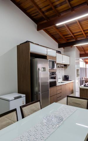 Apartamento à venda com 139m², 2 quartos e 2 vagas Apartamento à venda com 139m², 2 quartos e 2 vagasEspaço Gourmet