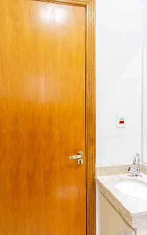 Apartamento à venda com 139m², 2 quartos e 2 vagas Apartamento à venda com 139m², 2 quartos e 2 vagasBanheiro Social