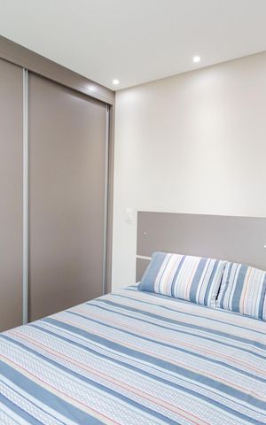 Apartamento à venda com 139m², 2 quartos e 2 vagas Apartamento à venda com 139m², 2 quartos e 2 vagasSuíte