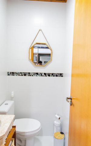 Apartamento à venda com 139m², 2 quartos e 2 vagas Apartamento à venda com 139m², 2 quartos e 2 vagasLavabo