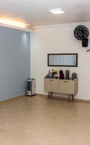 Casa à venda com 300m², 3 quartos e 2 vagas Casa à venda com 300m², 3 quartos e 2 vagasSala 2