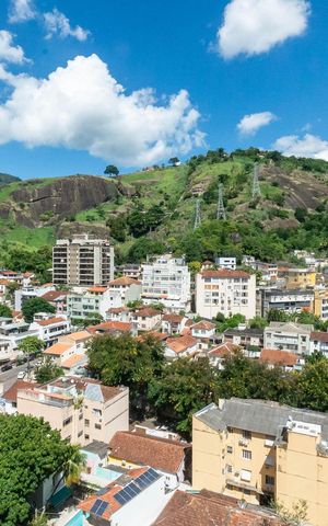 Apartamento à venda com 170m², 3 quartos e 2 vagasVaranda Sala (primeiro andar)