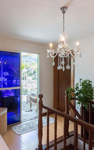 Apartamento à venda com 170m², 3 quartos e 2 vagasHall (segundo andar)