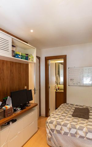 Apartamento à venda com 170m², 3 quartos e 2 vagasSuíte 2 (primeiro andar)