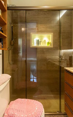 Apartamento à venda com 170m², 3 quartos e 2 vagasBanheiro Suíte 1 (segundo andar)