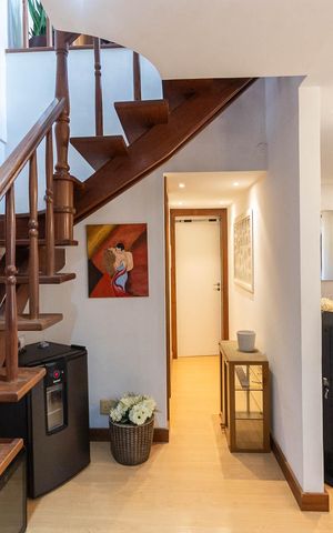 Apartamento à venda com 170m², 3 quartos e 2 vagasSala (primeiro andar)