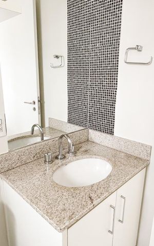 Apartamento à venda com 112m², 3 quartos e 2 vagas Apartamento à venda com 112m², 3 quartos e 2 vagasBanheiro da Suíte 2