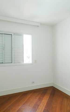 Apartamento à venda com 110m², 3 quartos e 3 vagasQuarto 2