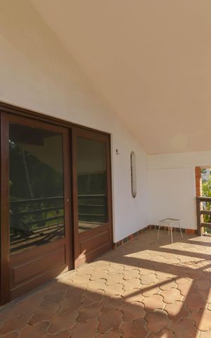 Casa para alugar com 500m², 7 quartos e 2 vagasSacada