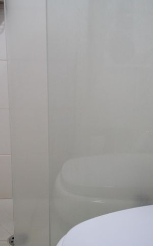 Apartamento à venda com 215m², 2 quartos e 2 vagasBanheiro da Suíte 1