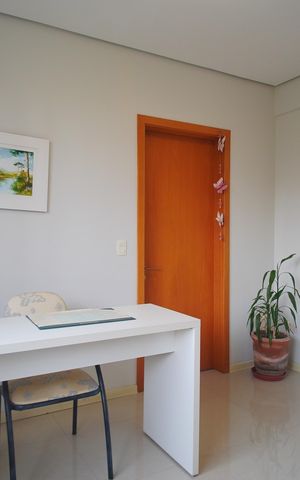 Apartamento à venda com 215m², 2 quartos e 2 vagasEscritório