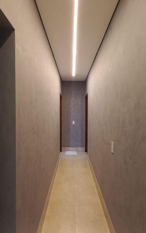 Casa à venda com 225m², 3 quartos e 2 vagas Casa à venda com 225m², 3 quartos e 2 vagasCorredor