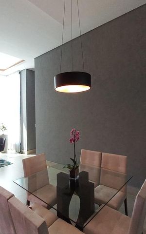 Casa à venda com 225m², 3 quartos e 2 vagas Casa à venda com 225m², 3 quartos e 2 vagasSala de Jantar