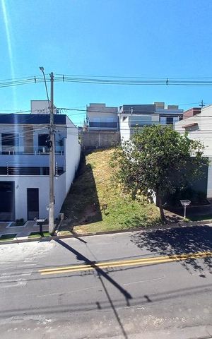 Casa à venda com 225m², 3 quartos e 2 vagas Casa à venda com 225m², 3 quartos e 2 vagasVista da Suíte