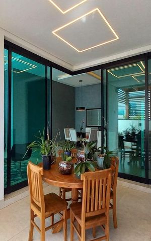 Casa à venda com 225m², 3 quartos e 2 vagas Casa à venda com 225m², 3 quartos e 2 vagasÁrea Gourmet