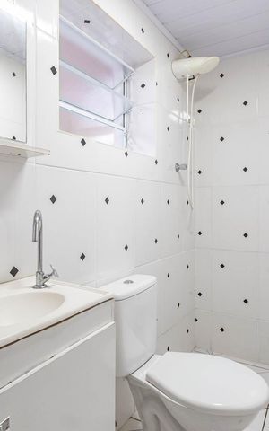 Casa à venda com 270m², 3 quartos e 4 vagasBanheiro de serviços