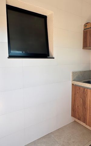 Casa à venda com 225m², 3 quartos e 2 vagasÁrea de Serviço