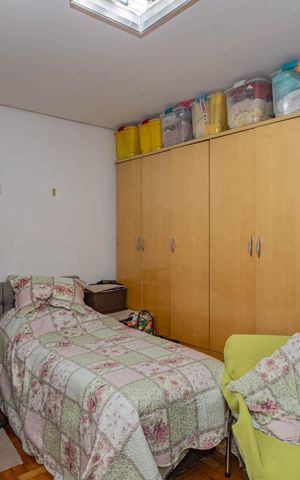 Casa à venda com 292m², 3 quartos e 3 vagasSuíte