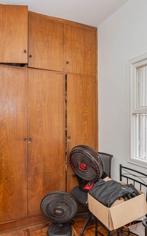 Casa à venda com 292m², 3 quartos e 3 vagasQuarto 2