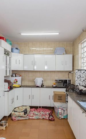 Casa à venda com 292m², 3 quartos e 3 vagasCozinha