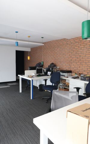 Casa à venda com 240m², 1 quarto e 2 vagasQuarto