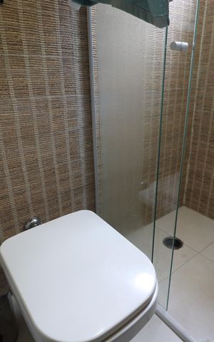 Casa à venda com 240m², 1 quarto e 2 vagasBanheiro da Suíte