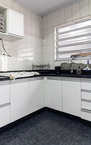 Casa à venda com 149m², 4 quartos e 2 vagas Casa à venda com 149m², 4 quartos e 2 vagasCozinha da Casa 2