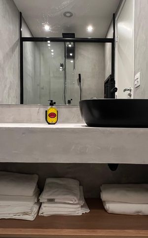 Studio para alugar com 28m², 1 quarto e sem vaga Studio para alugar com 28m², 1 quarto e sem vagaBanheiro