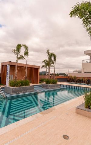 Apartamento à venda com 120m², 2 quartos e 2 vagas Apartamento à venda com 120m², 2 quartos e 2 vagasÁrea comum - Piscina